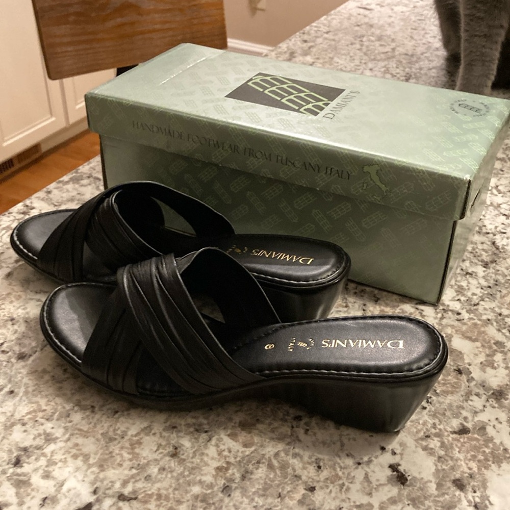 Damiani’s Italian shoemakers black wedge sandals size 8